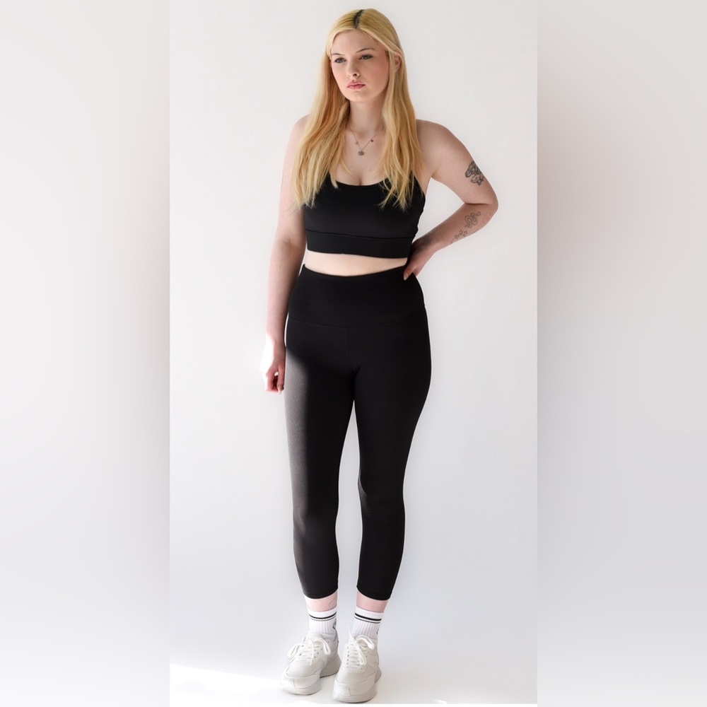 Arro Athletics - 21” Mixup Leggings